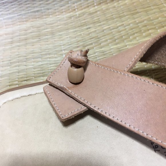 Vintage 90s Leather Thong Wedge Sandal - Sand Colour - Size 10 - Picture 3 of 13